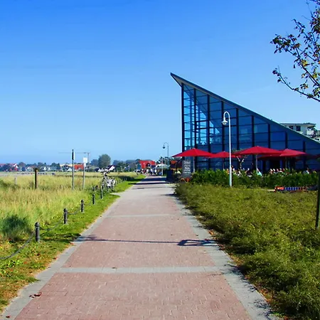 Strandnah - Ostseeurlaub In In Top-lage غلوفي