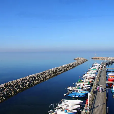 Strandnah - Ostseeurlaub In In Top-lage *